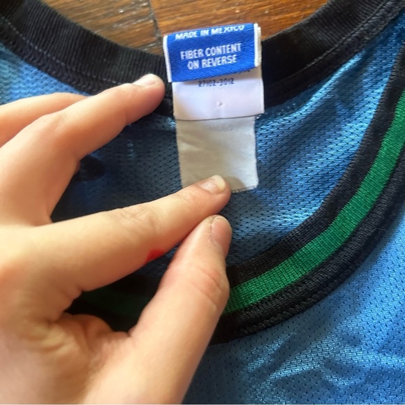 Timberwolves Jersey 21 - Picture 5 of 9